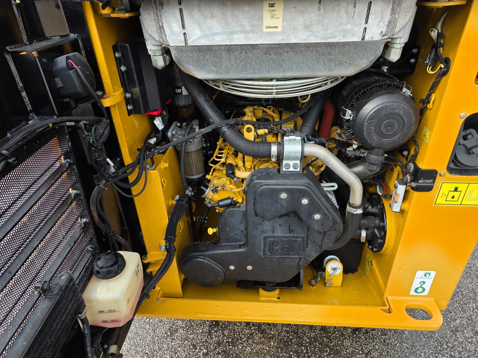 ���� ����� �������� Cat 226D3-3500����. | Mobile.bg � ����������� 10