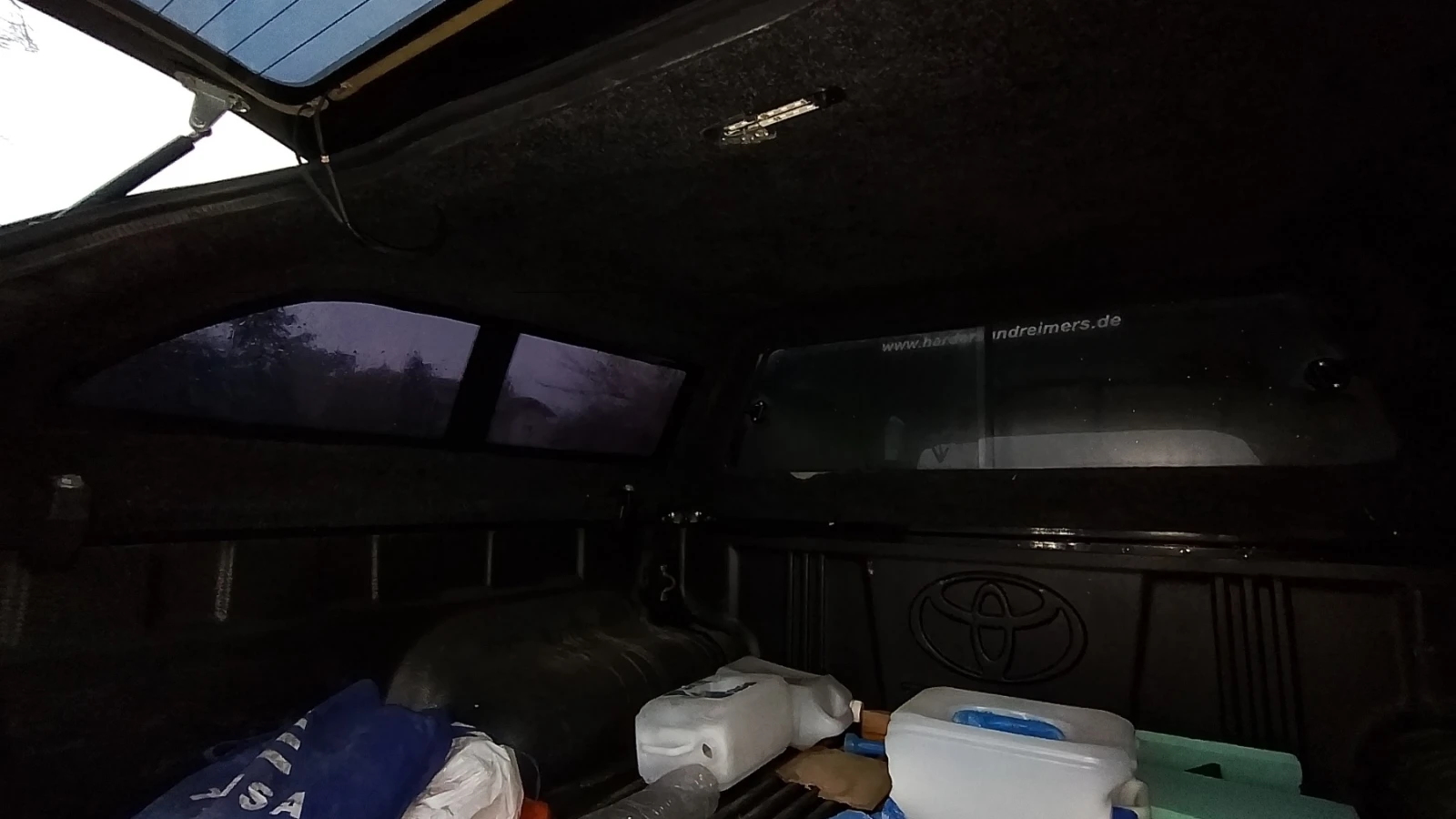  Toyota Hilux  | Mobile.bg   11