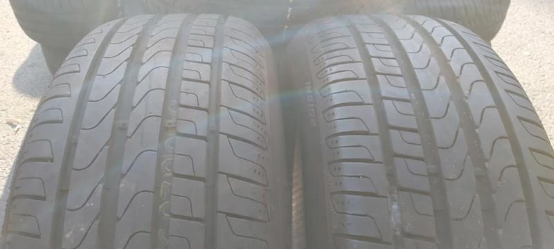 Гуми Летни 215/50R17, снимка 1 - Гуми и джанти - 35134149