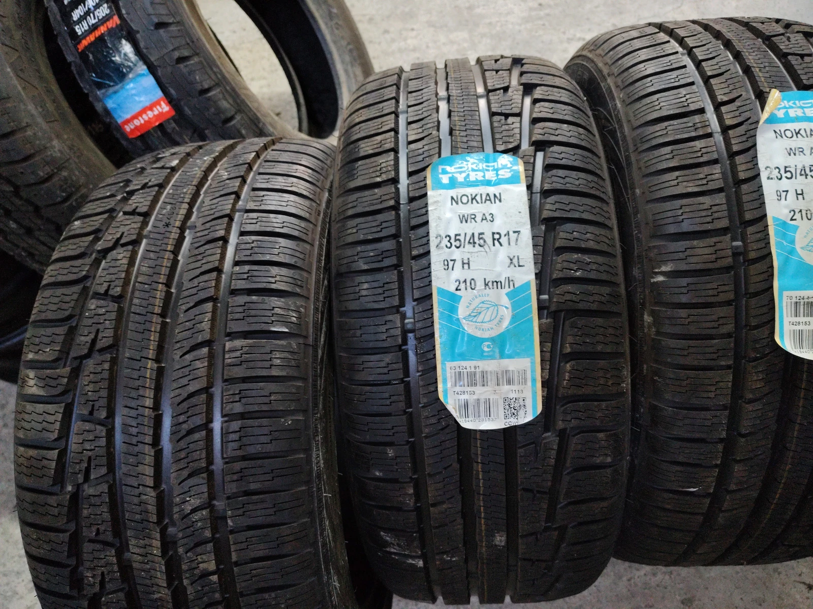  235/45R17 | Mobile.bg   3