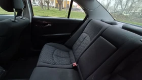 Mercedes-Benz E 220 ЕЛЕГАНС, снимка 10