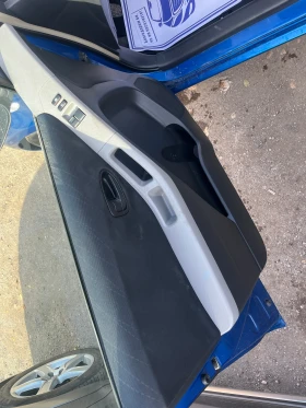 Toyota Yaris 1.4 ДИЗЕЛ, снимка 6