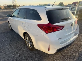 Toyota Auris, снимка 7