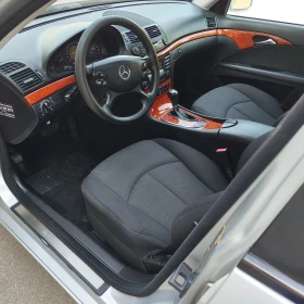 Mercedes-Benz E 200, снимка 5