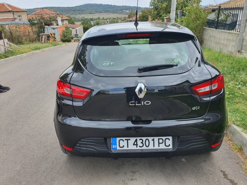 Renault Clio 1.5DCI, снимка 7 - Автомобили и джипове - 38155331