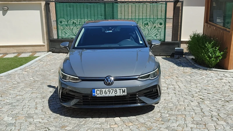 VW Golf VIII 2.0 TDI United DSG Kamera, снимка 1 - Автомобили и джипове - 47611627