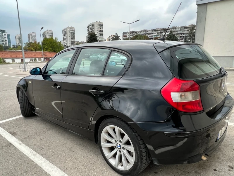 BMW 120 2.0, снимка 2 - Автомобили и джипове - 47397594