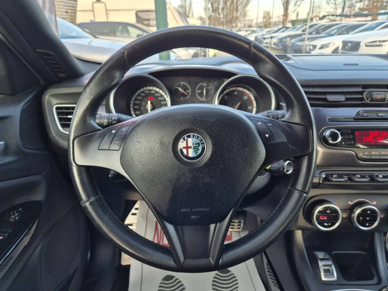 Alfa Romeo Giulietta 1.6D-EXECUTIVE, снимка 9 - Автомобили и джипове - 48103947