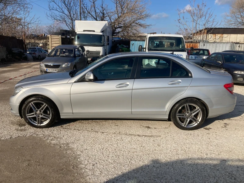 Mercedes-Benz C 180 156 к.с. - Напълно обслужен, снимка 3 - Автомобили и джипове - 48965528