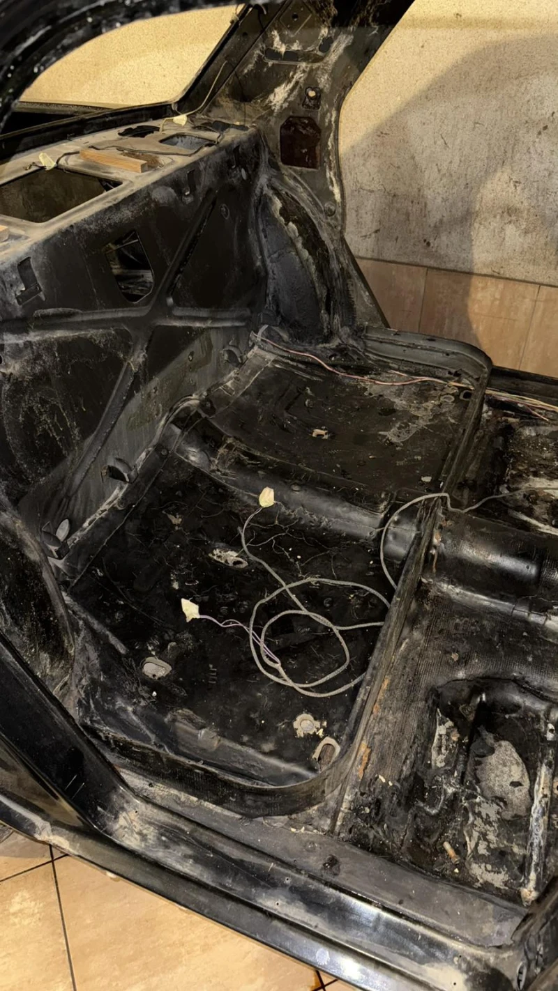 Volga 3102, снимка 5 - Автомобили и джипове - 51673242