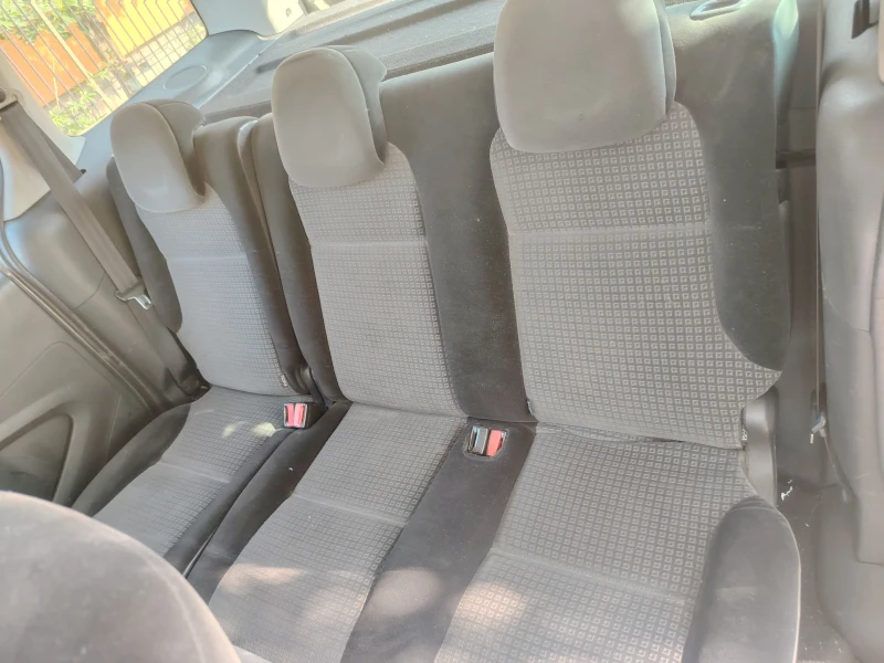 Citroen Berlingo Multispace 1.6 hdi, снимка 10 - Автомобили и джипове - 52598959