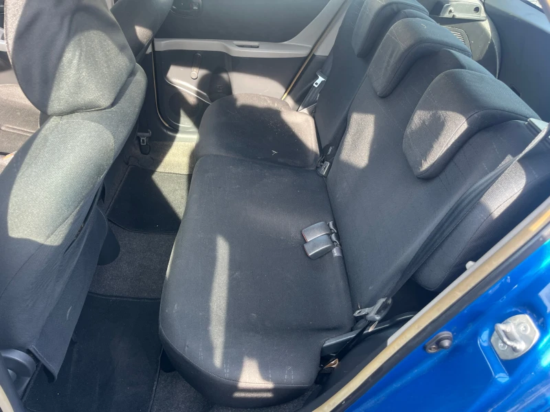 Toyota Yaris 1.4 ДИЗЕЛ, снимка 11 - Автомобили и джипове - 52290359