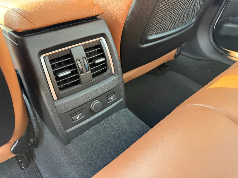 BMW 330 Plug-in Hybrid , снимка 14 - Автомобили и джипове - 52293890