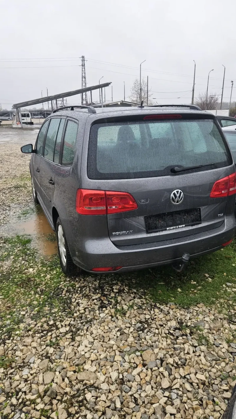 VW Touran 1.6tdi.105ks.6skoposti, снимка 2 - Автомобили и джипове - 52510016