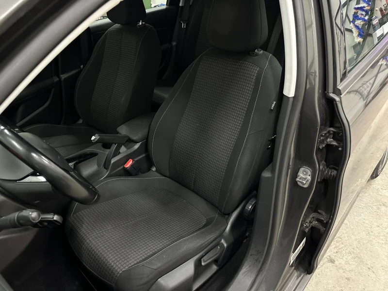 Peugeot 308 145 000* TEMPOMAT, снимка 15 - Автомобили и джипове - 52773623