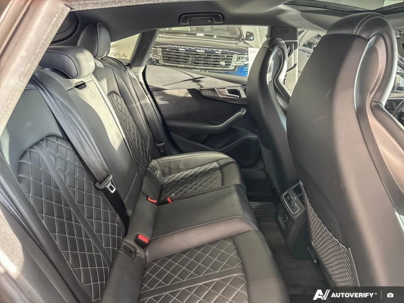 Audi S5 3.0TFSi * * CARFAX * * АВТО КРЕДИТ * * , снимка 16 - Автомобили и джипове - 53487515