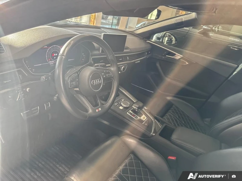 Audi S5 3.0TFSi * * CARFAX * * АВТО КРЕДИТ * * , снимка 8 - Автомобили и джипове - 53487515
