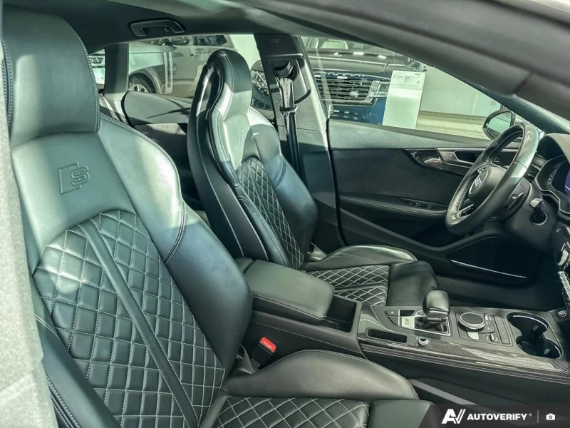 Audi S5 3.0TFSi * * CARFAX * * АВТО КРЕДИТ * * , снимка 15 - Автомобили и джипове - 53487515