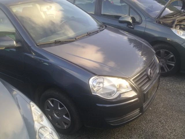 VW Polo 1.2i/1.4 TDi, снимка 5 - Автомобили и джипове - 24523911