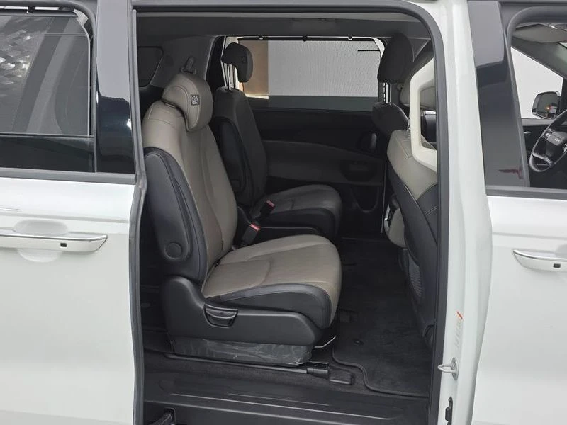 Kia Carnival HEV 9seater Nobless| 230к.с., снимка 11 - Автомобили и джипове - 56269067