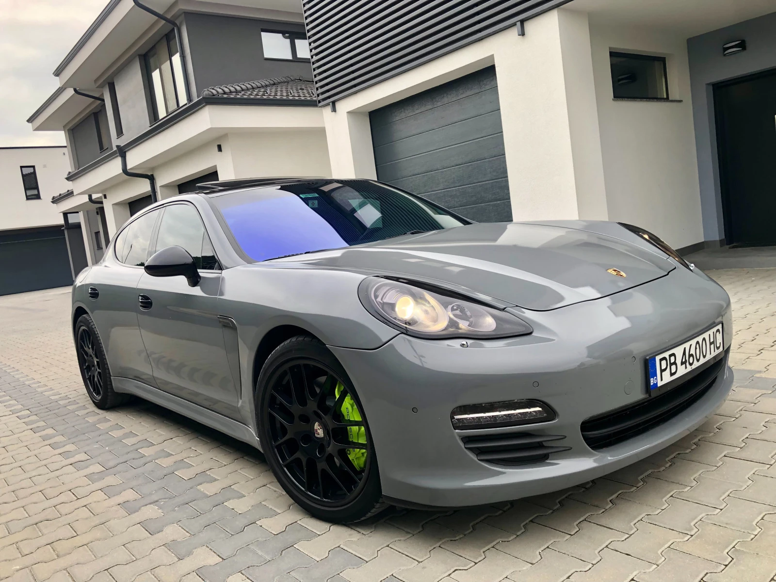 Porsche Panamera 4S* 82.000км*  - изображение 2