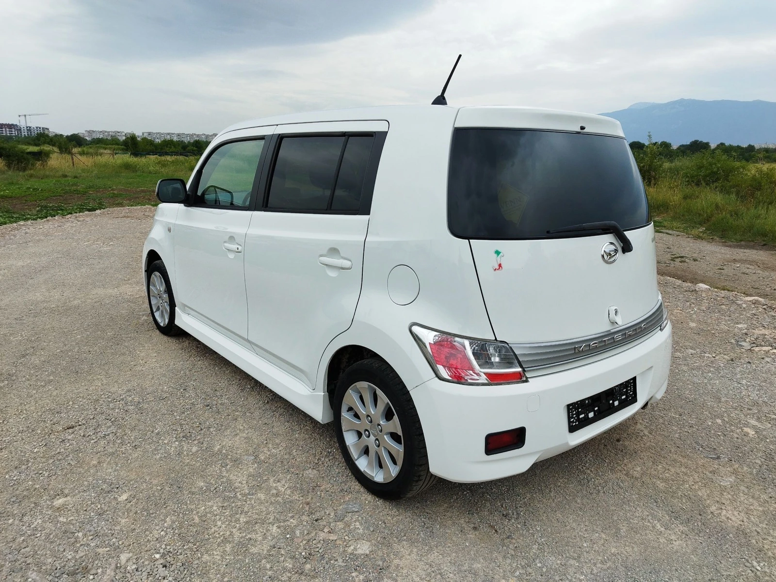 Daihatsu Materia 1.5 Benzin  - изображение 2