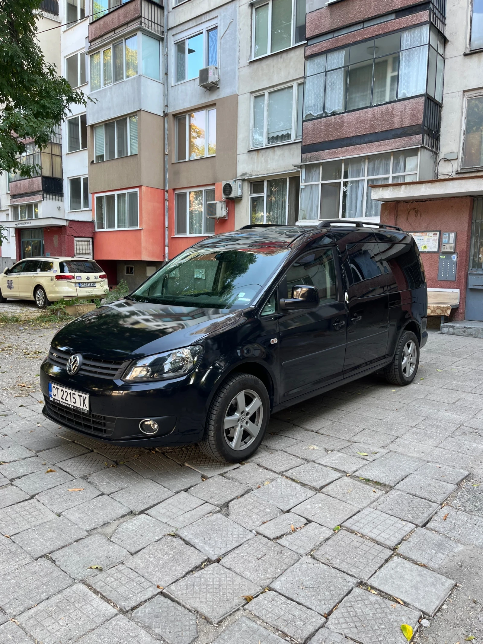 VW Caddy 1.6 bifuel Maxi фабрична газ 7 места - изображение 5