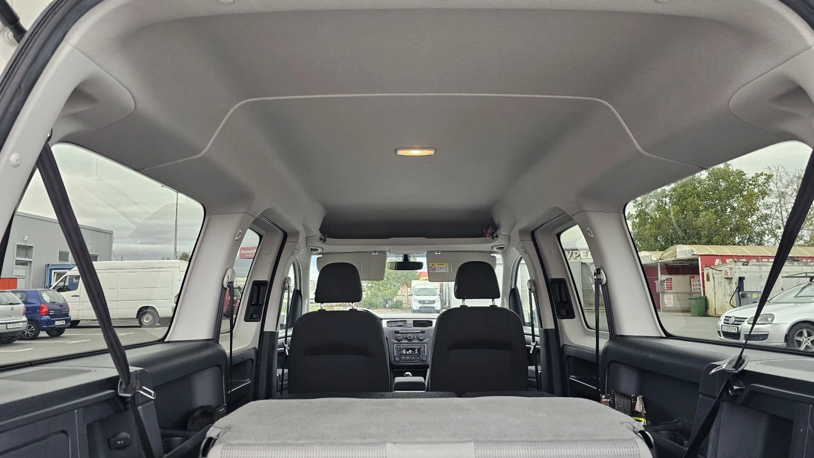 VW Caddy XXL - 7 места БЕНЗИН-МЕТАН | Mobile.bg — изображение 17