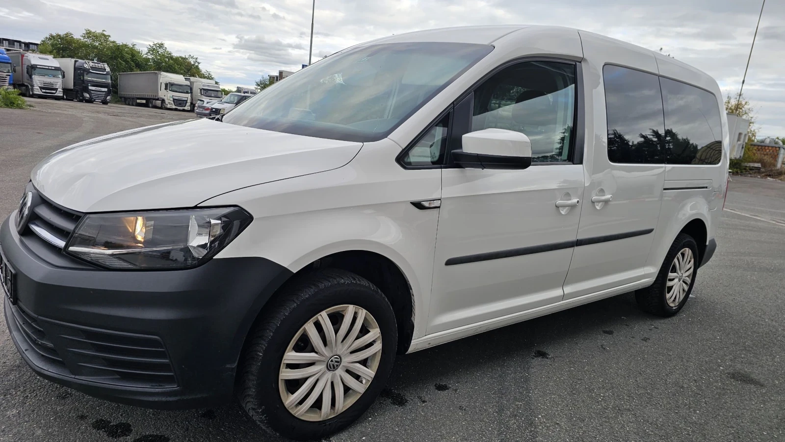 VW Caddy XXL - 7 места БЕНЗИН-МЕТАН - изображение 2