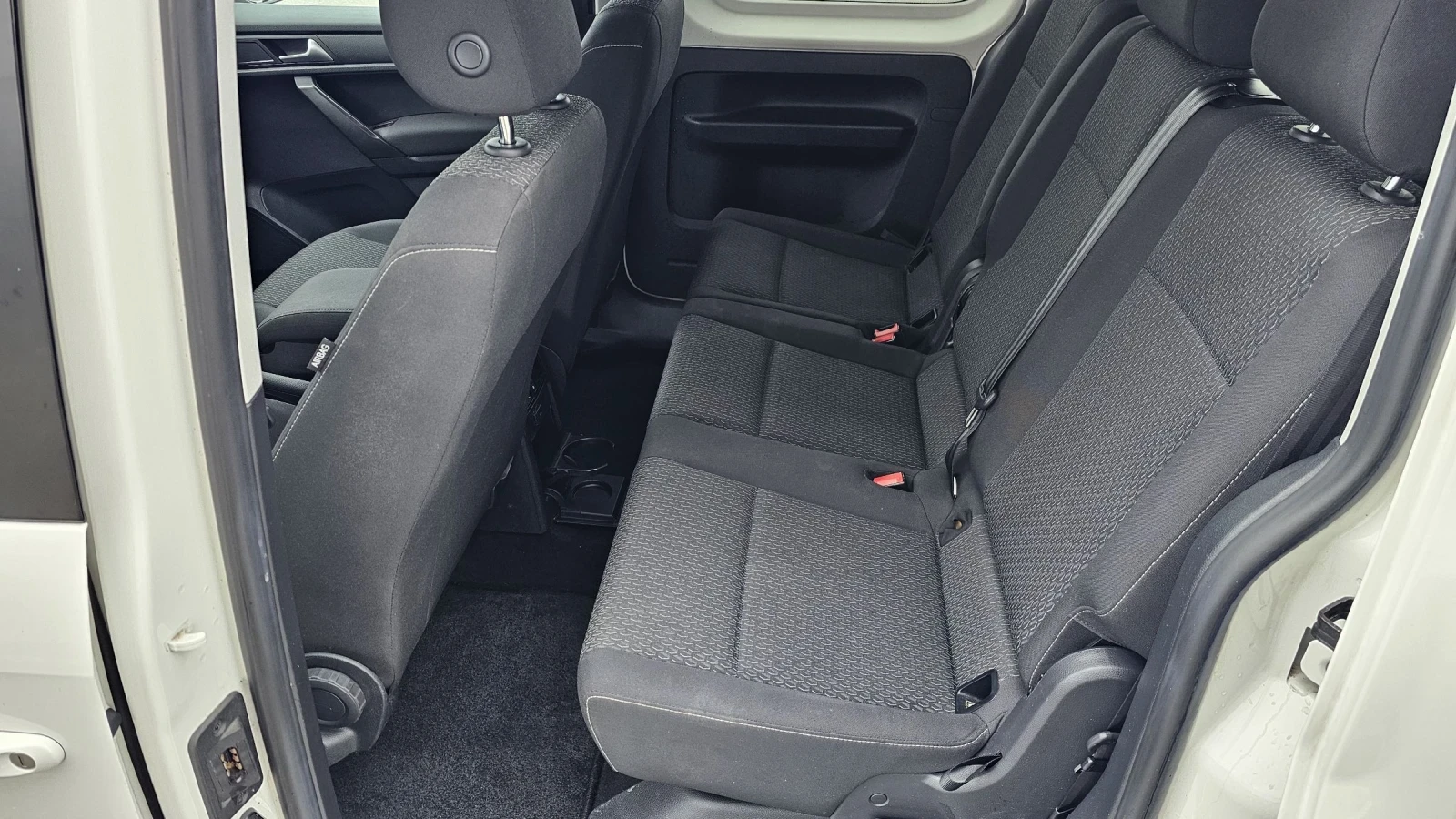 VW Caddy XXL - 7 места БЕНЗИН-МЕТАН | Mobile.bg — изображение 15