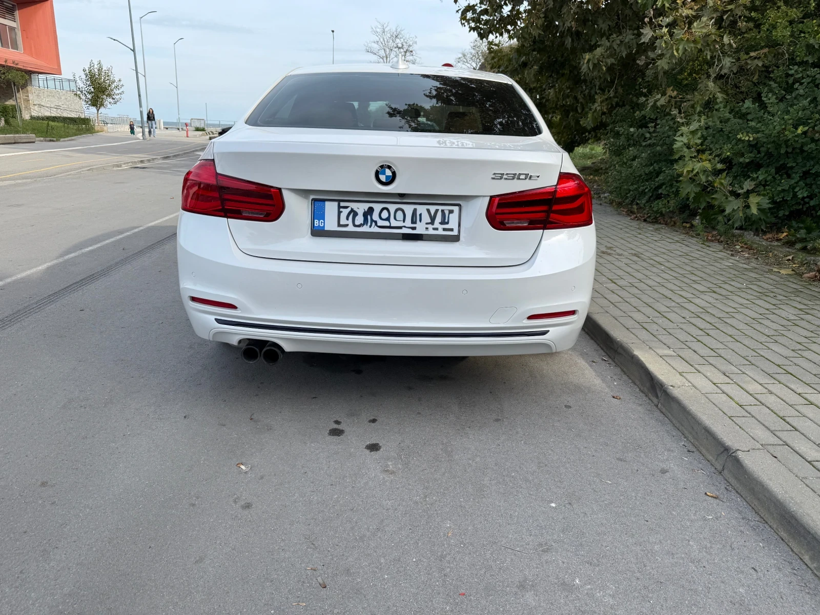 BMW 330 Plug-in Hybrid  | Mobile.bg   4