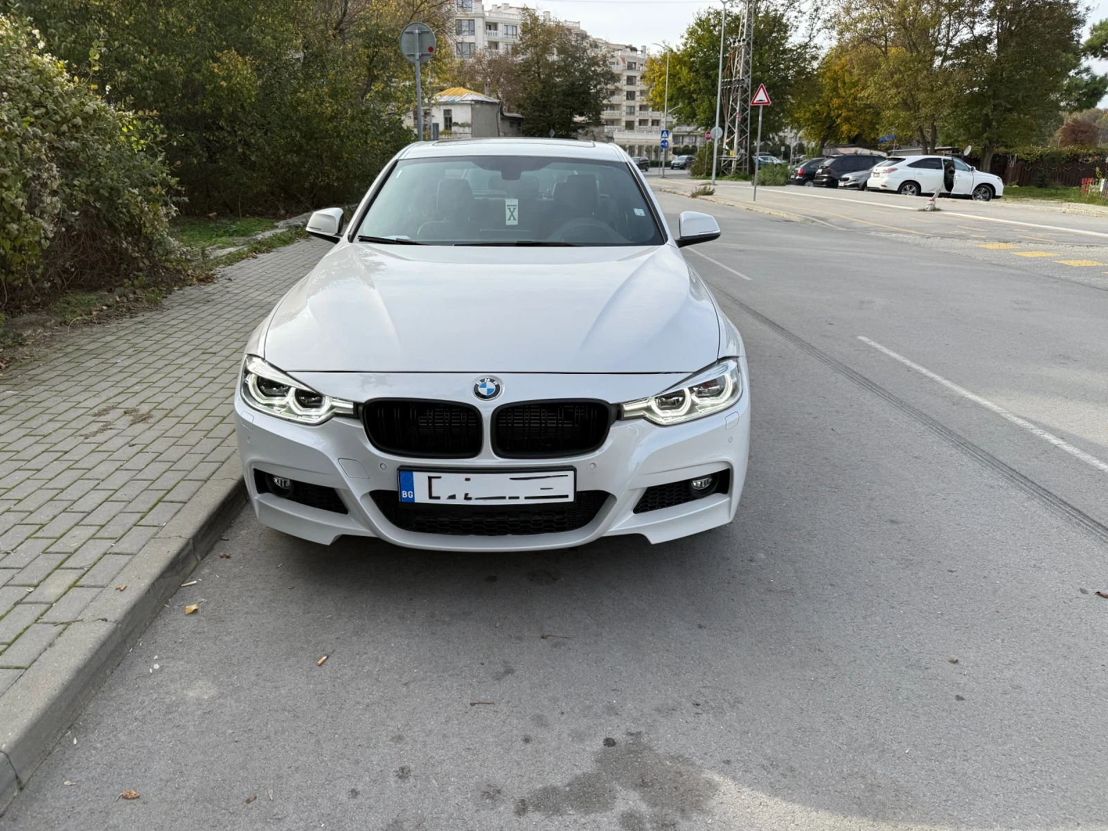BMW 330 Plug-in Hybrid  | Mobile.bg   1