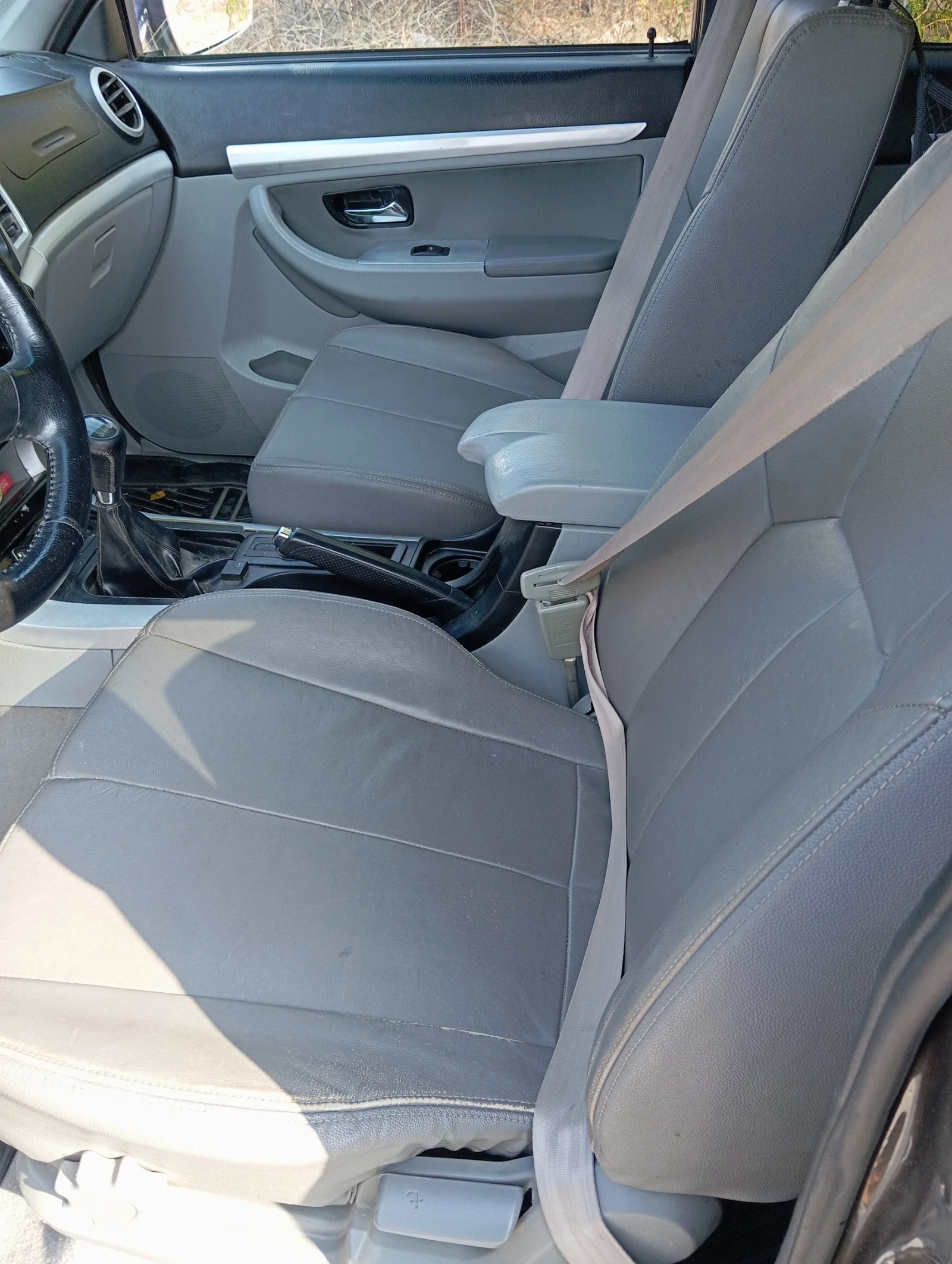 Gonow Gonow | Mobile.bg   4