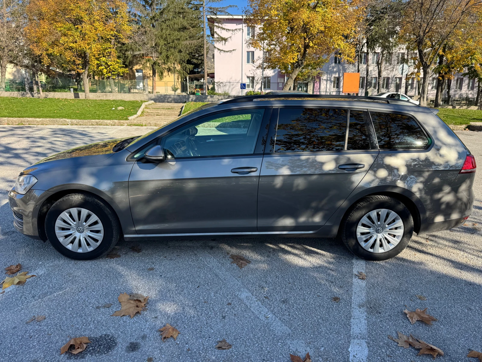 VW Golf 1.6TDI - изображение 5
