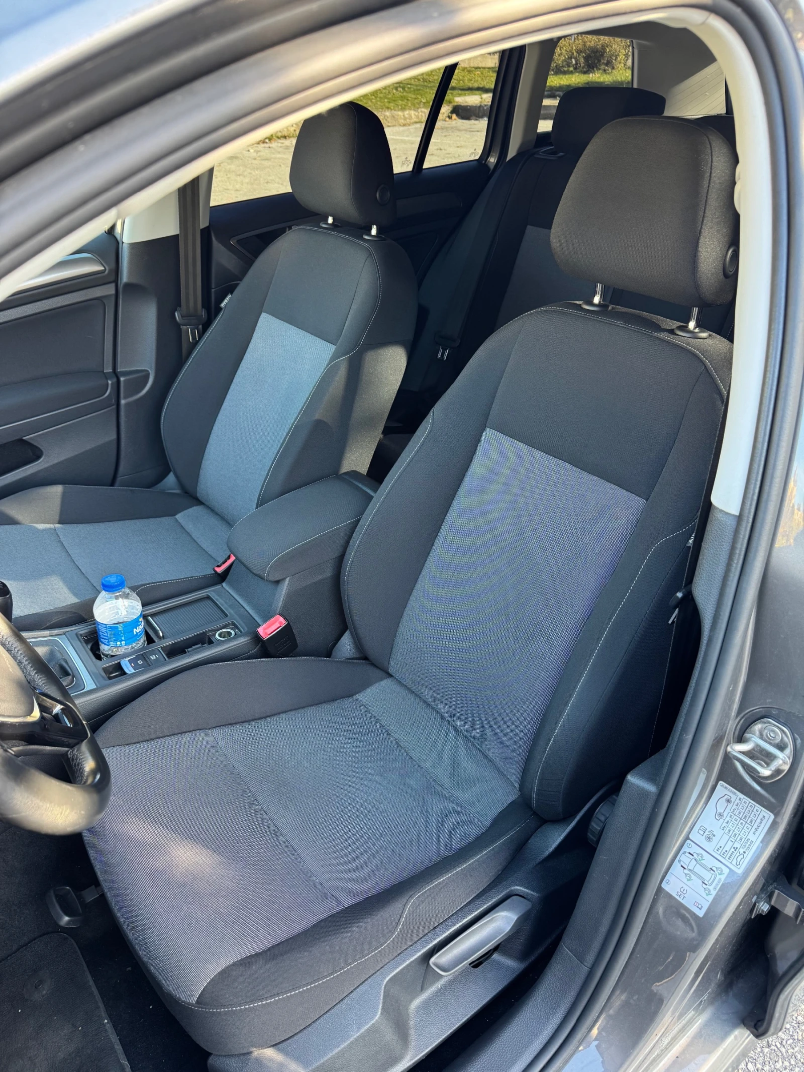 VW Golf 1.6TDI - изображение 10