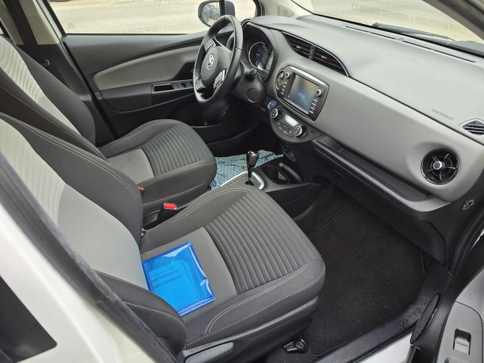 Toyota Yaris 1.8 HYBRID/FACE | Mobile.bg � ����������� 11