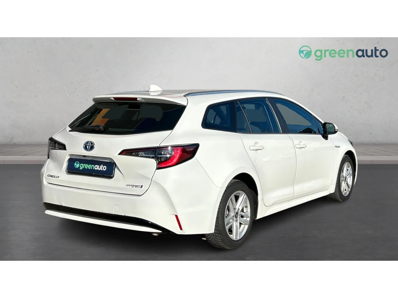 Toyota Corolla 1. 8 HSD Executive, ������� ������ �� 222   | Mobile.bg � ����������� 7