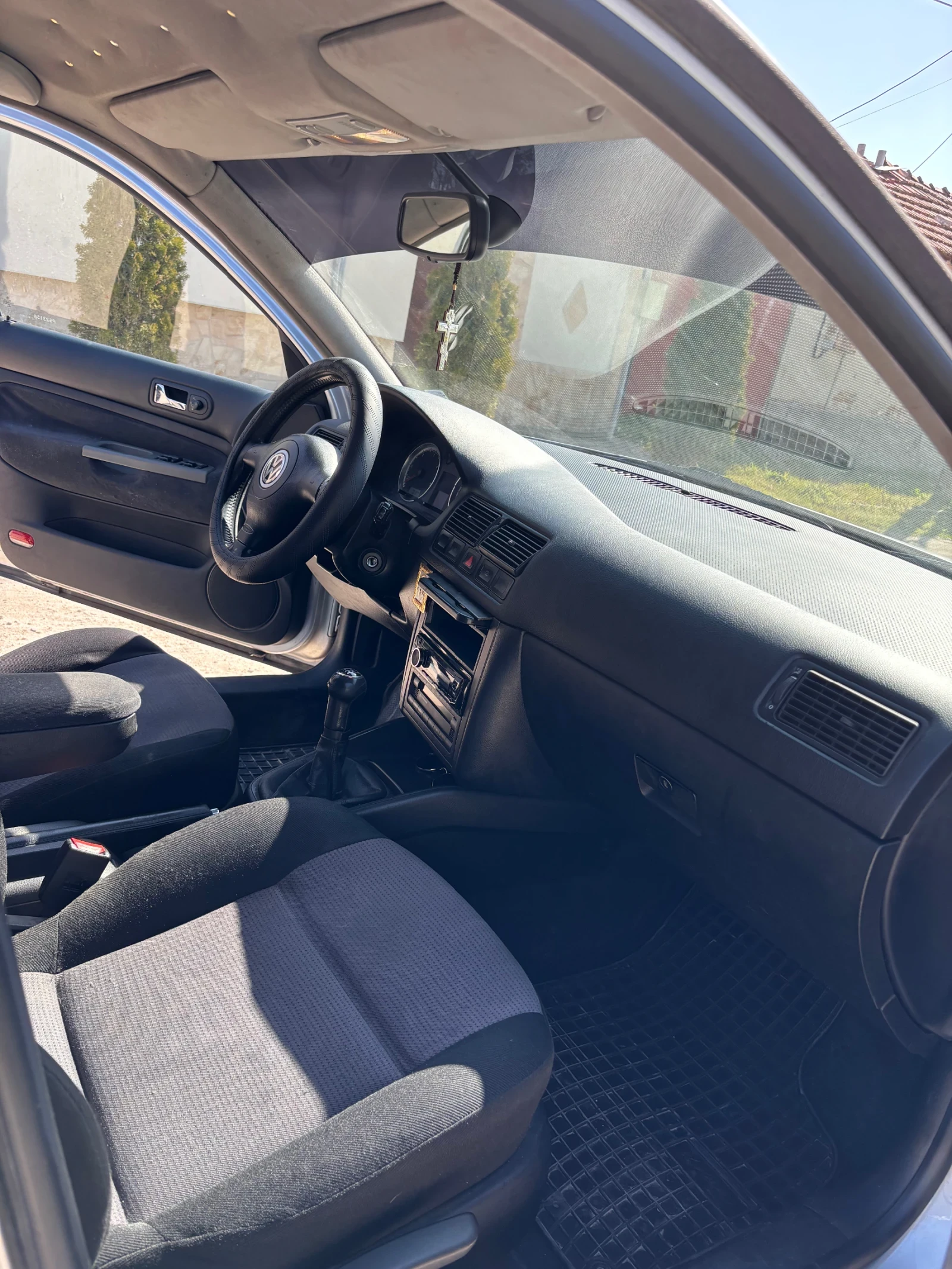 VW Bora, снимка 7 - Автомобили и джипове - 53851824