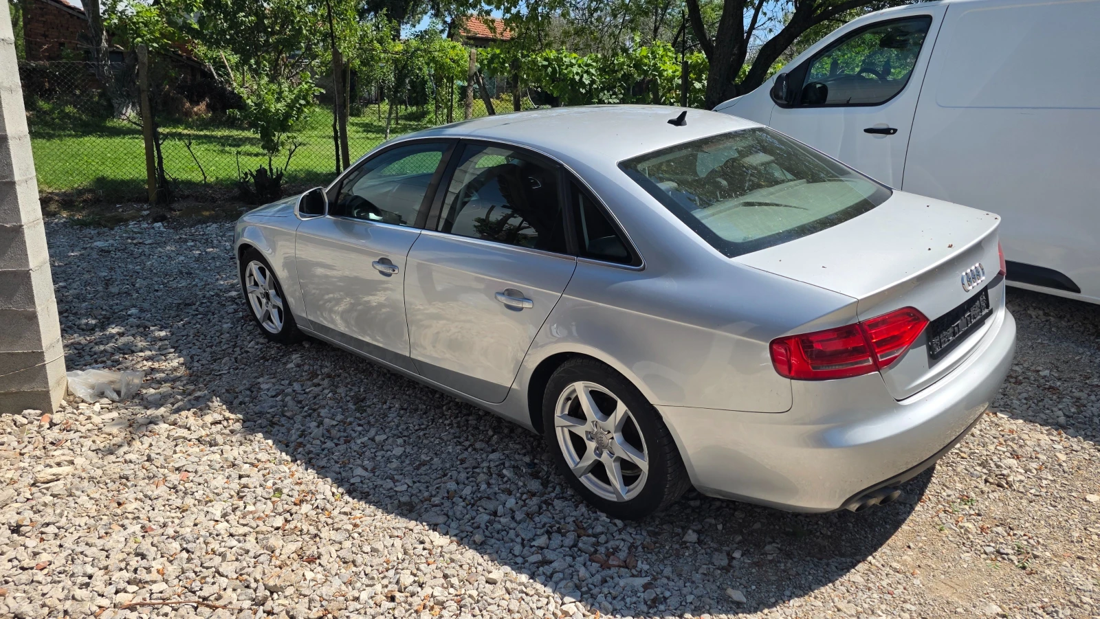 Toyota Avensis 2.0d, снимка 16 - Автомобили и джипове - 53879974