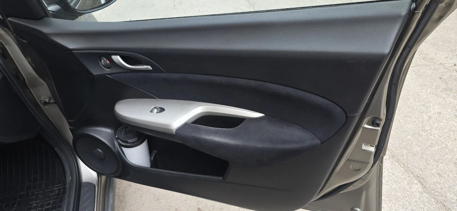 Honda Civic 1.8 140кс. , снимка 11 - Автомобили и джипове - 53917393