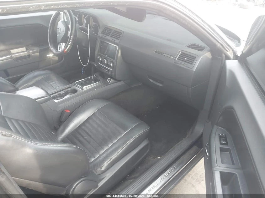 Dodge Challenger R/T С РЕГИСТРАЦИЯ & АВТО КРЕДИТ , снимка 9 - Автомобили и джипове - 54032568