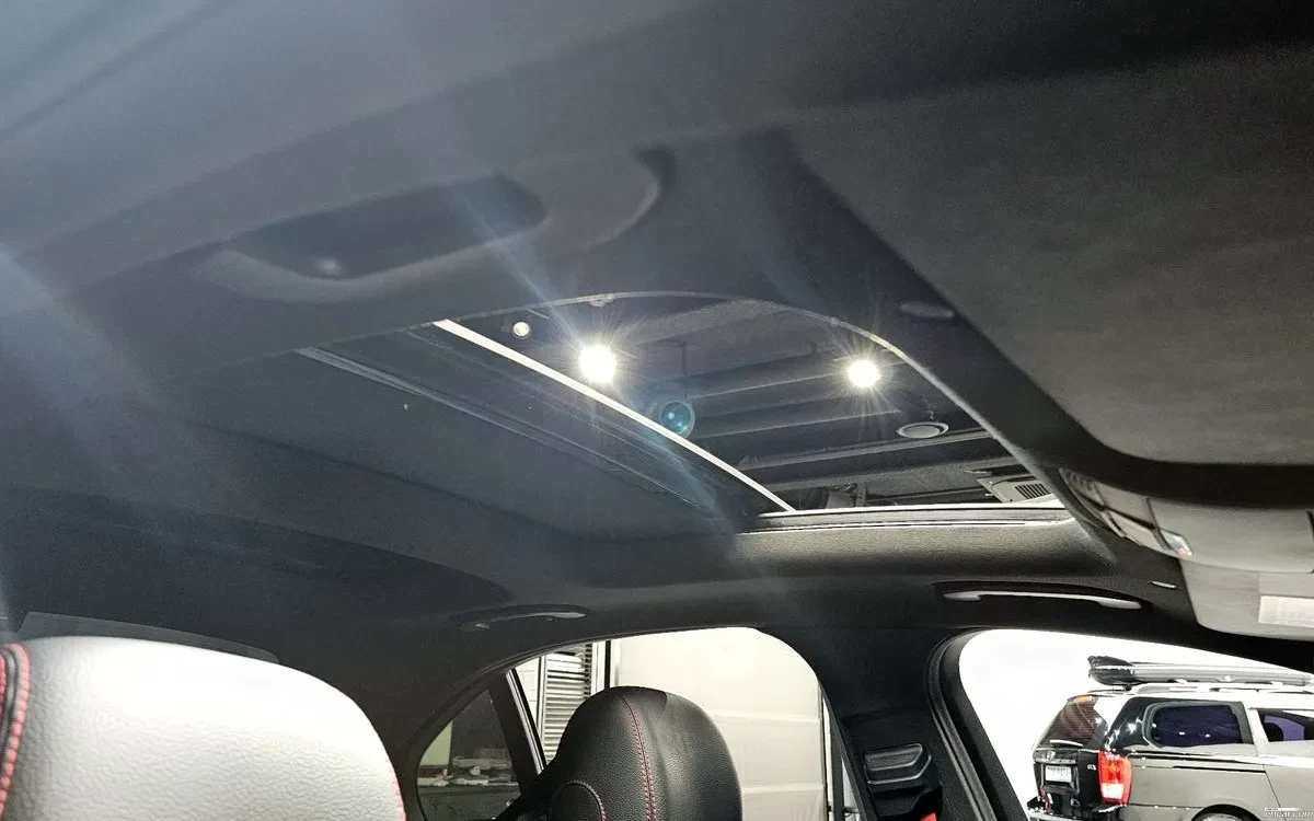 Mercedes-Benz C 43 AMG AMG * Дигитално Табло* Рязан Волан * 360 * HEADS-U, снимка 16 - Автомобили и джипове - 54308540