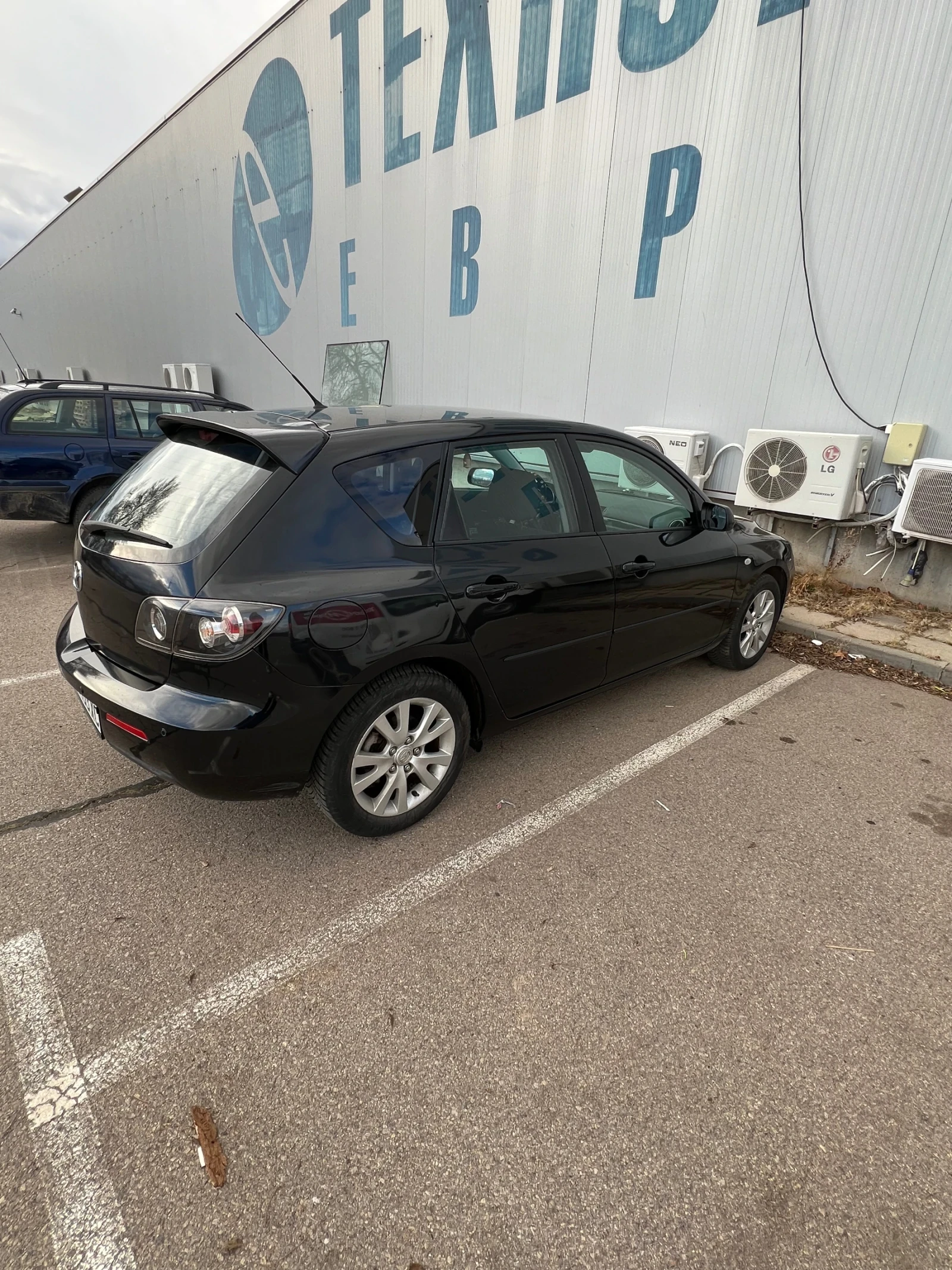 Mazda 3, снимка 2 - Автомобили и джипове - 54618371