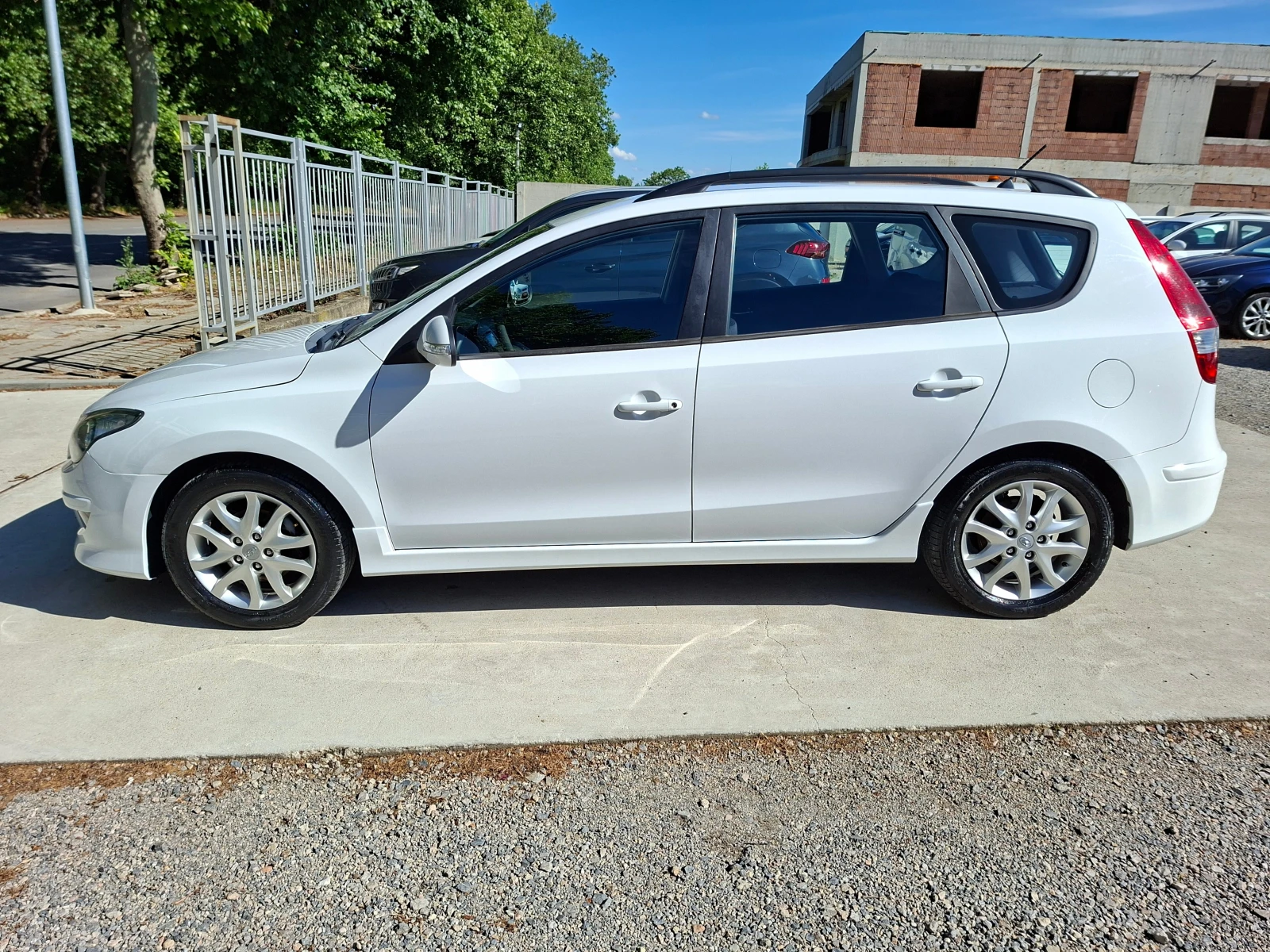 Hyundai I30 1.6/90KS, снимка 4 - Автомобили и джипове - 54713517