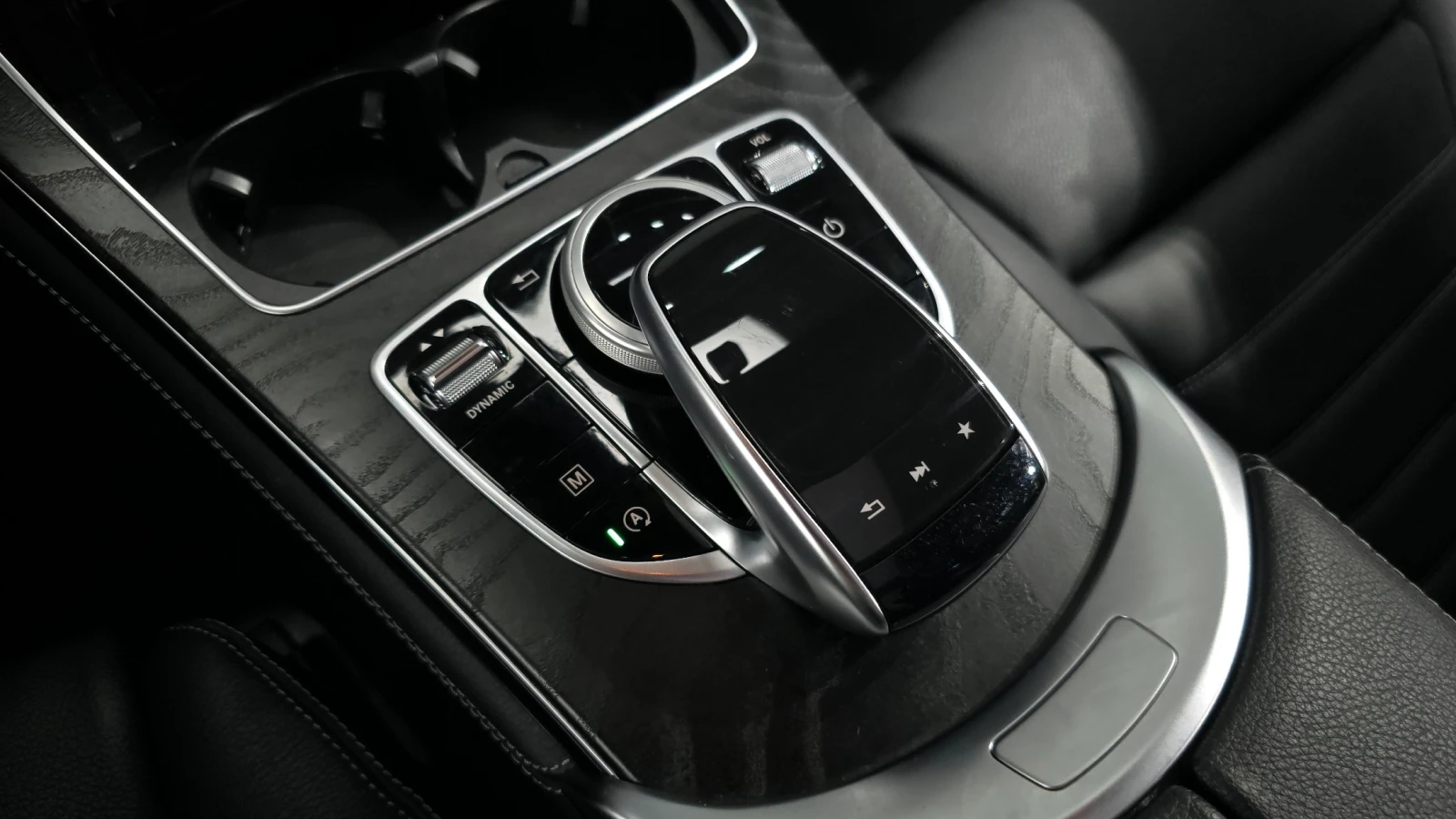 Mercedes-Benz CLC 220 GLC220 d 4MATIC Premium | HUD | MEMORY | PANORAMA, снимка 17 - Автомобили и джипове - 54766607
