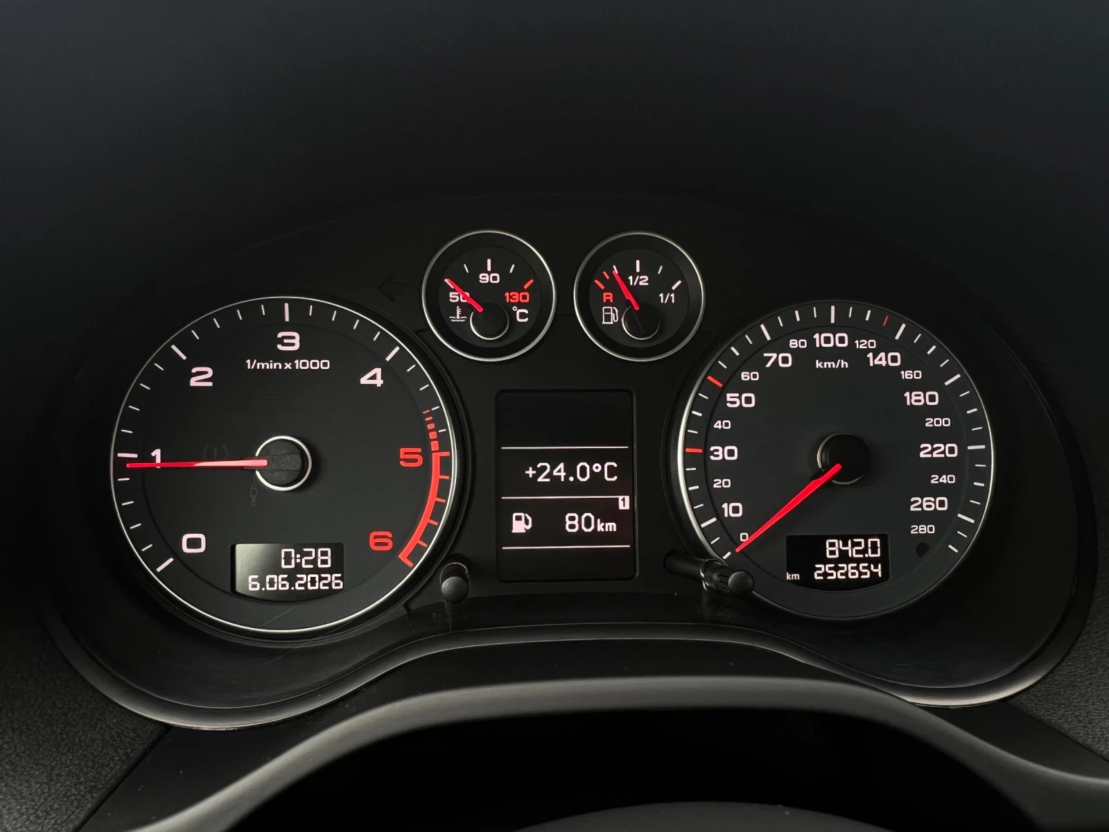 Audi A3 2.0, снимка 9 - Автомобили и джипове - 54803330