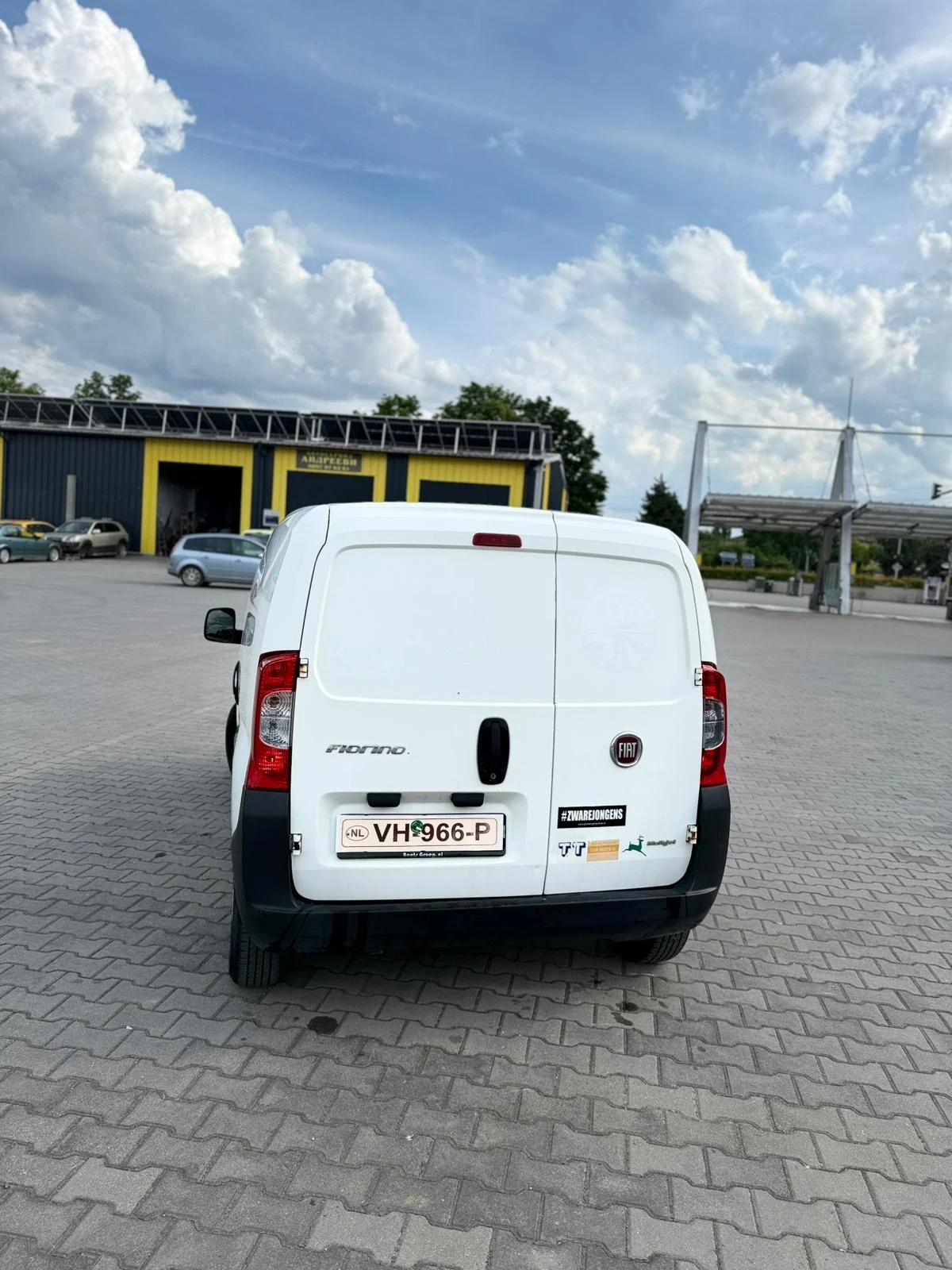 Fiat Fiorino 1.3 multi jet, снимка 4 - Автомобили и джипове - 54825934