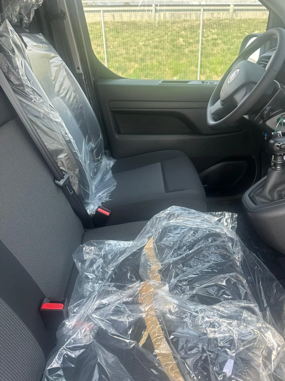 Fiat Scudo 2.0 150кс. Чисто нови, снимка 4 - Автомобили и джипове - 54919133