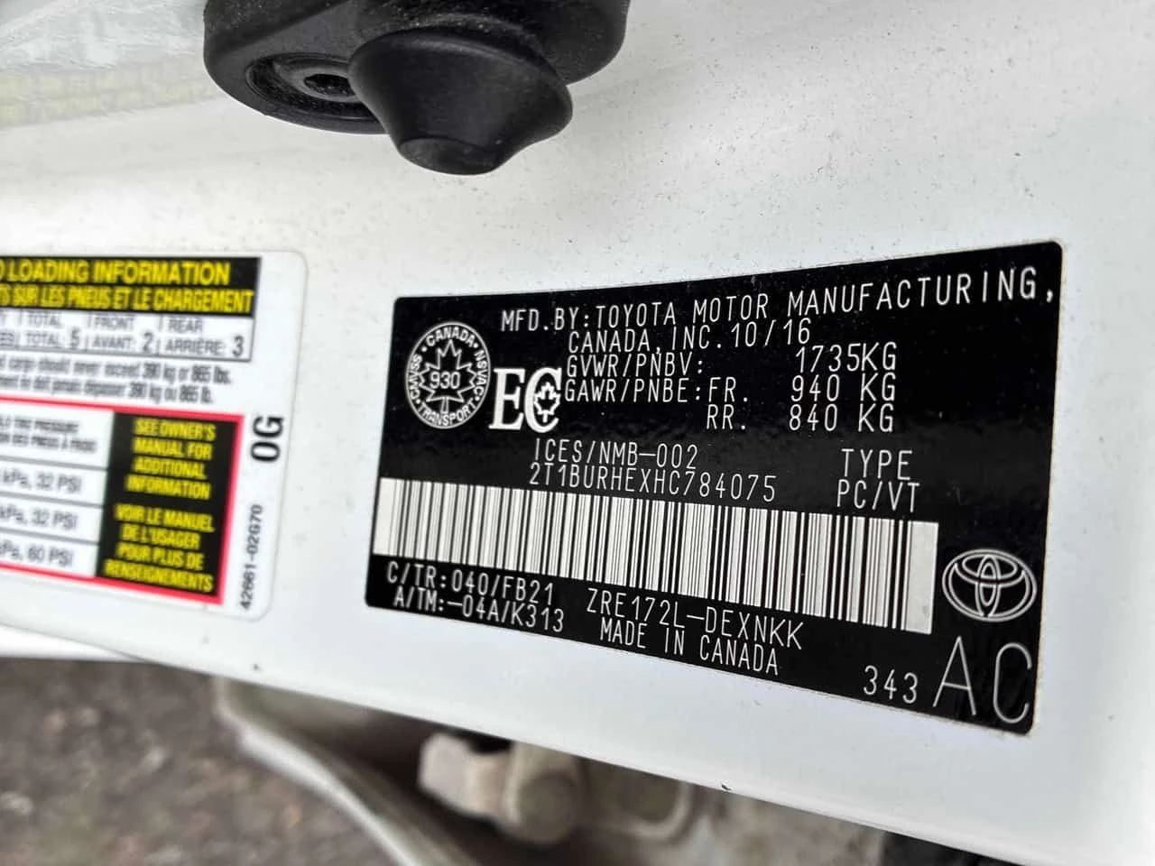 Toyota Corolla * 4dr Sdn * АВТОКРЕДИТ БЕЗ ПЪРВОНАЧАЛНА ВНОСКА* , снимка 10 - Автомобили и джипове - 55070312