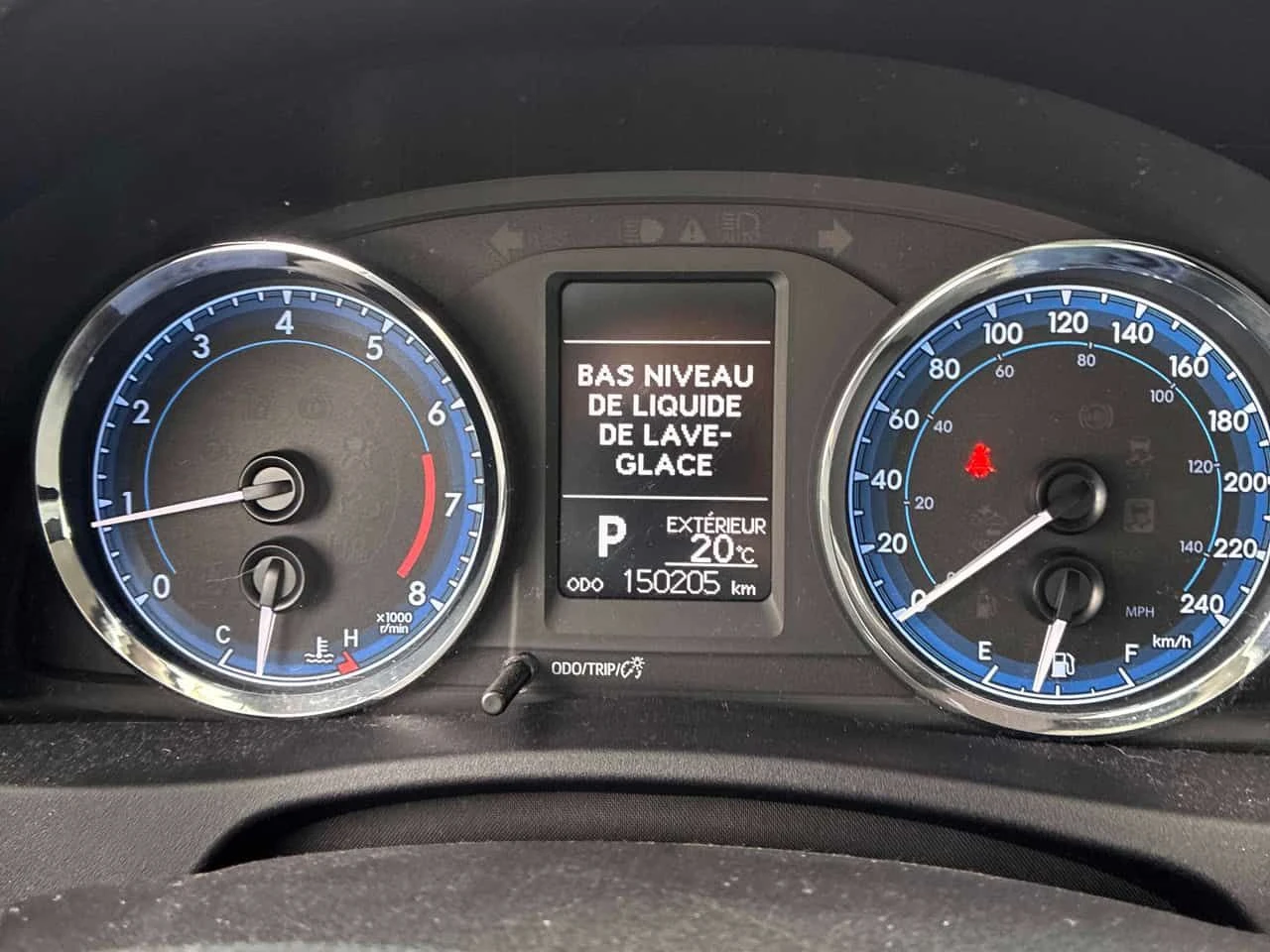 Toyota Corolla * 4dr Sdn * АВТОКРЕДИТ БЕЗ ПЪРВОНАЧАЛНА ВНОСКА* , снимка 8 - Автомобили и джипове - 55070312
